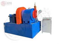 Stroj za vtiskovanje jeklenih cevi